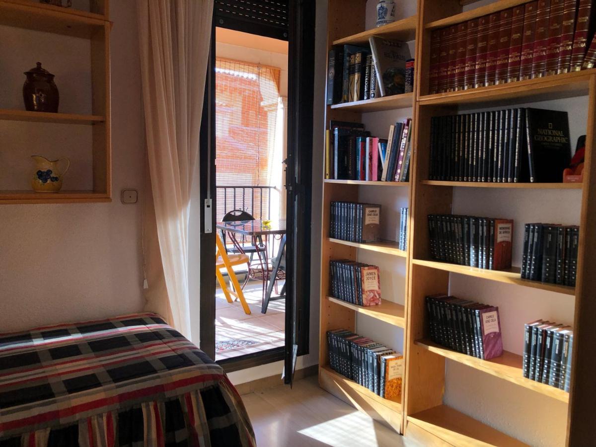 Appartement Loft Acogedor Con Terraza Y Parking En El Centro à Huesca Extérieur photo